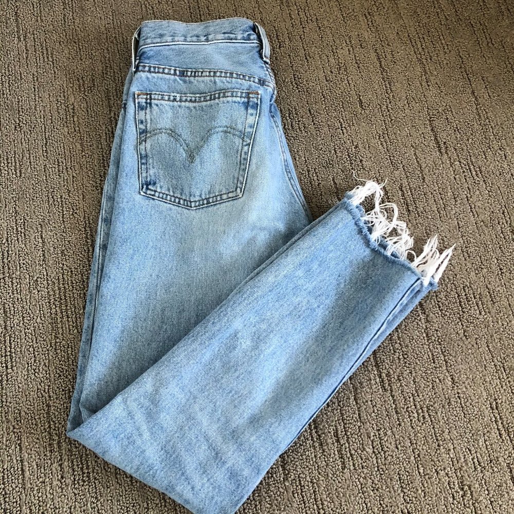 Levis Wedgie Fit Jeans